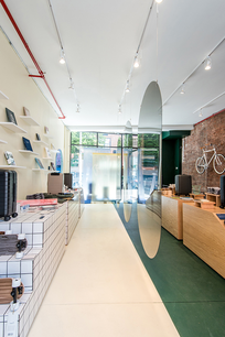 Away Concept Store, image 2