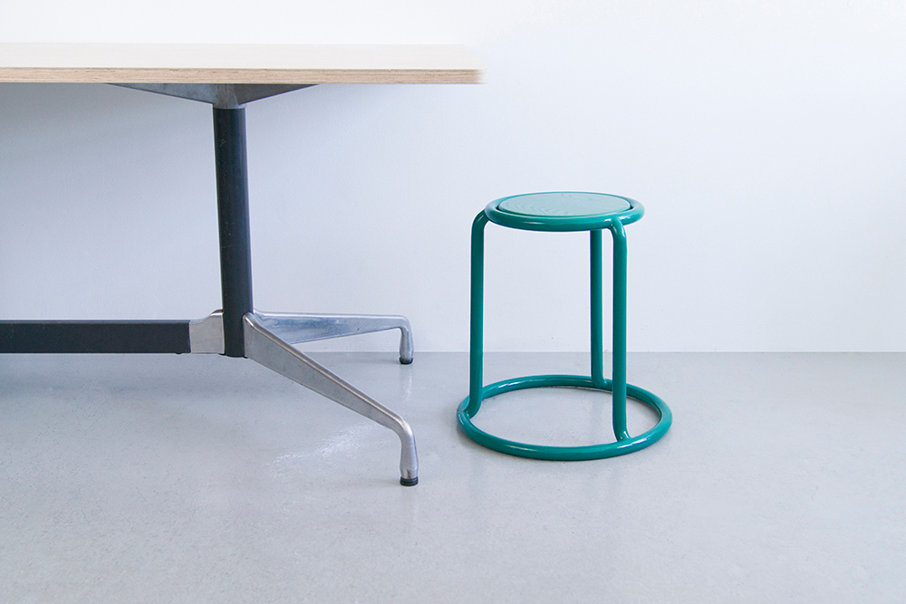 Champ Stool